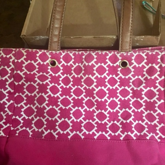 Tommy Hilfiger purse - Picture 6 of 8